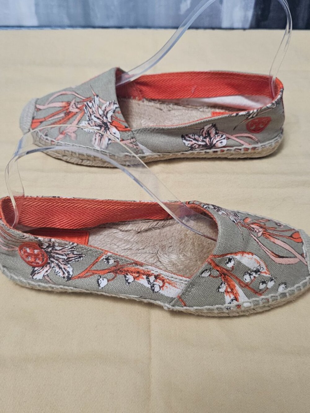 Tory Burch Floral Canvas Espadrilles Orange Grey Flat Shoes Size 6 - Picture 3 of 7